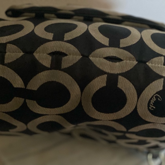 COACH Kristin Large Shoulder Bag
Black/Charcoal Grey
Signature Cs - Picture 11 of 11